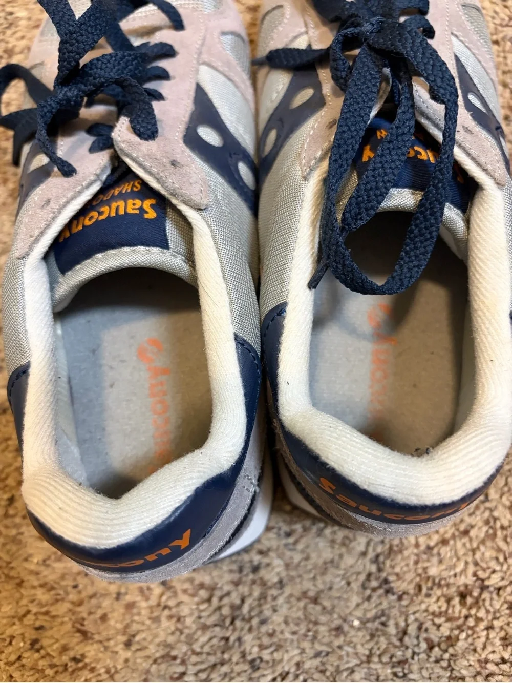 Saucony 10.5 Light Gray and Navy Sneakers suede